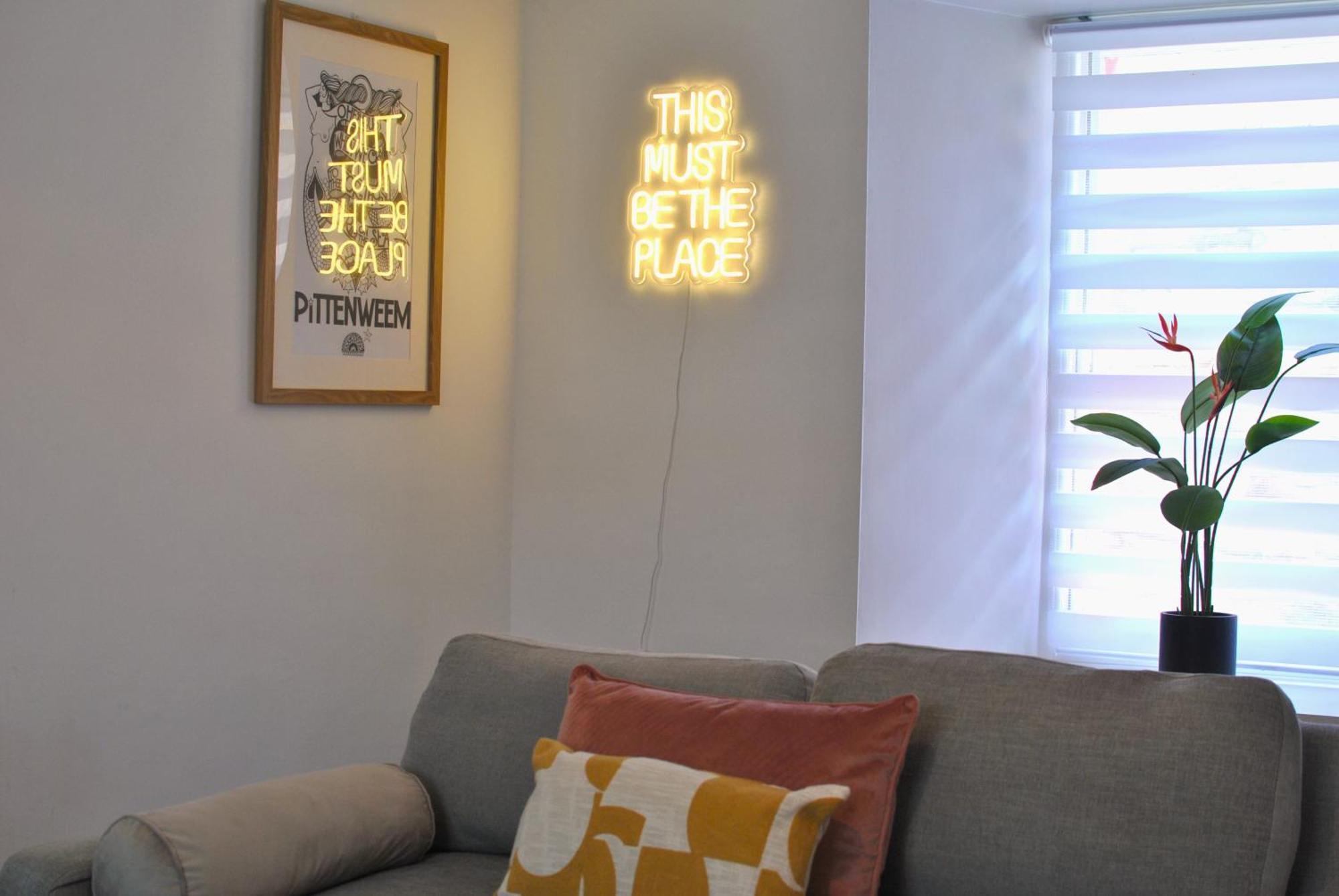 Dookers Nook- Quirky Coastal Cottage พิทเทนวีม ภายนอก รูปภาพ