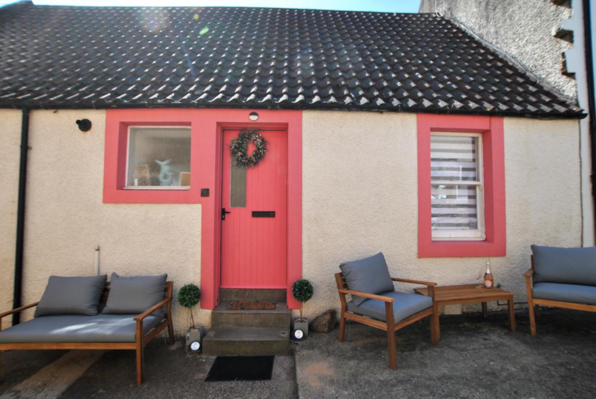 Dookers Nook- Quirky Coastal Cottage พิทเทนวีม ภายนอก รูปภาพ