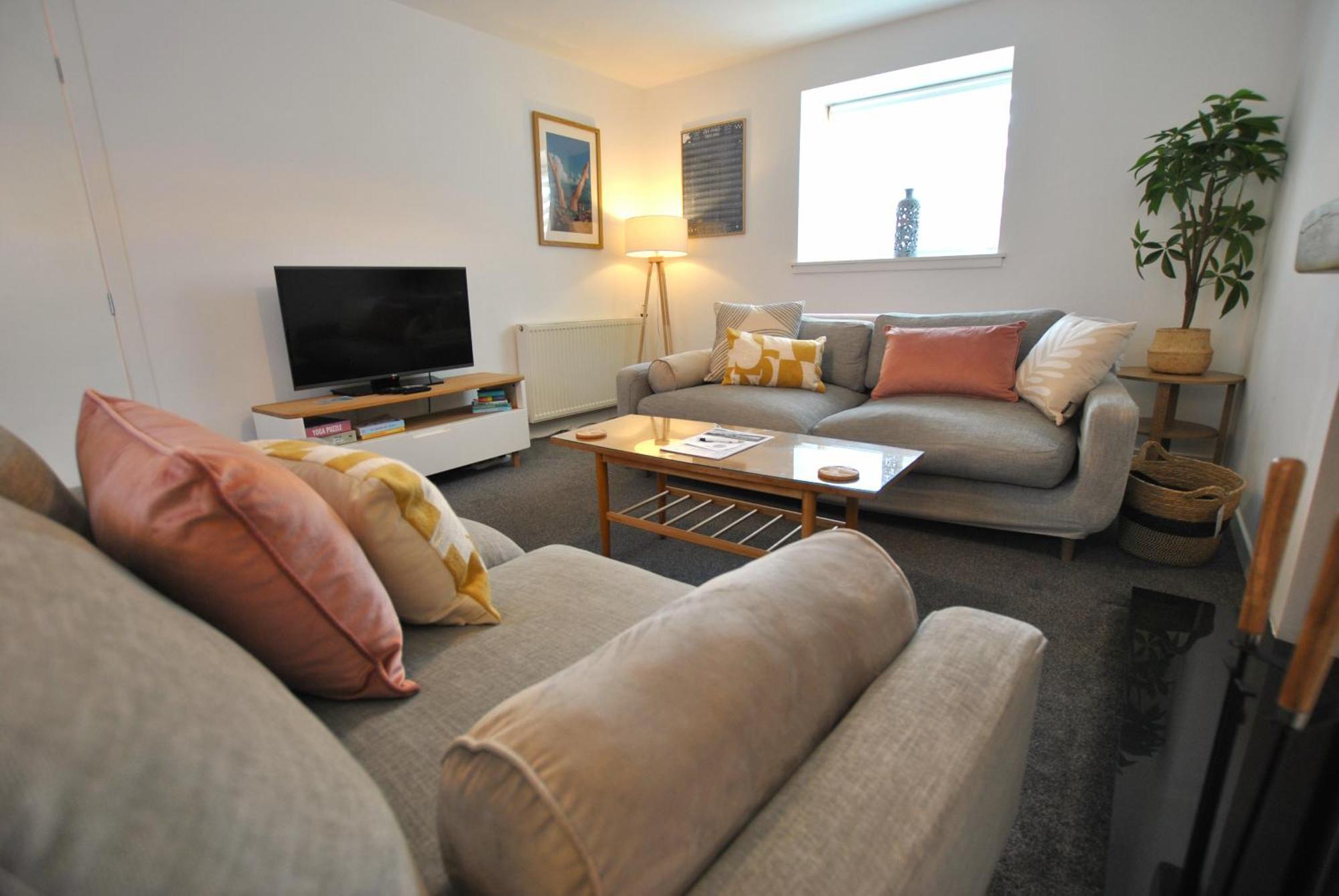 Dookers Nook- Quirky Coastal Cottage พิทเทนวีม ภายนอก รูปภาพ